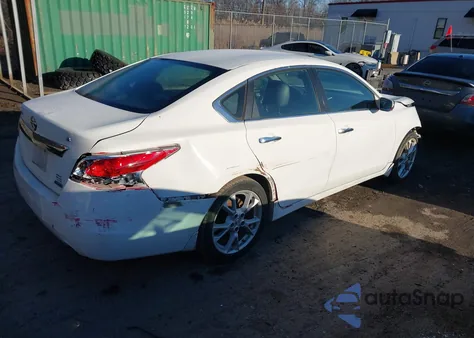 2014 Nissan Altima 2.5 S z USA, uszkodzony, nr VIN 1N4AL3AP4EC178160